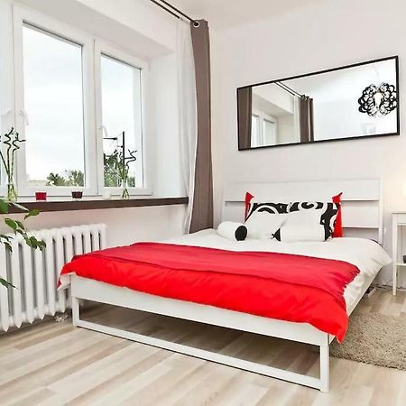 Wstapartments Mlynarska 13 Warsaw Exterior photo
